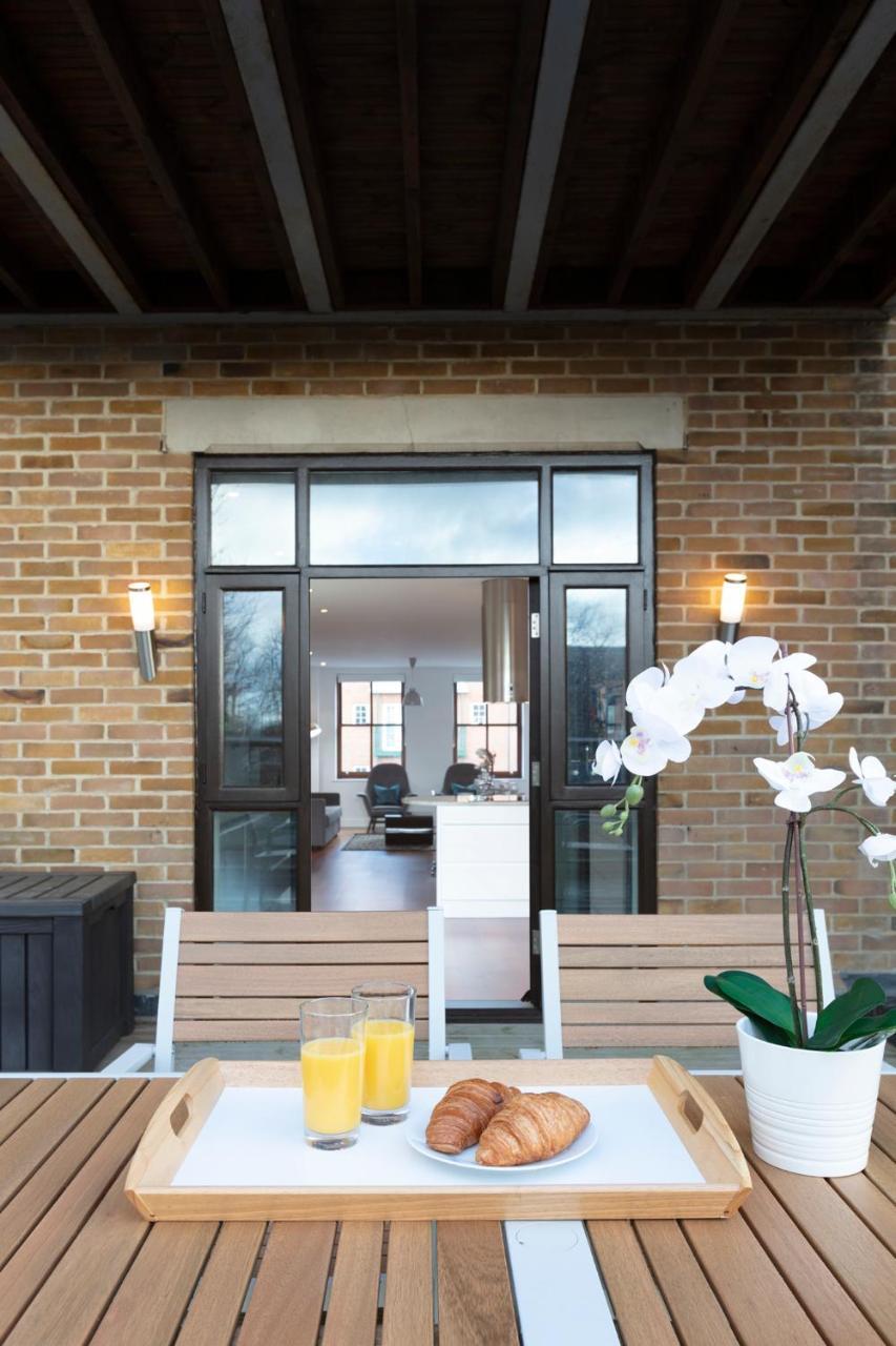 Hampden Apartments - The Charles วินด์เซอร์ ภายนอก รูปภาพ