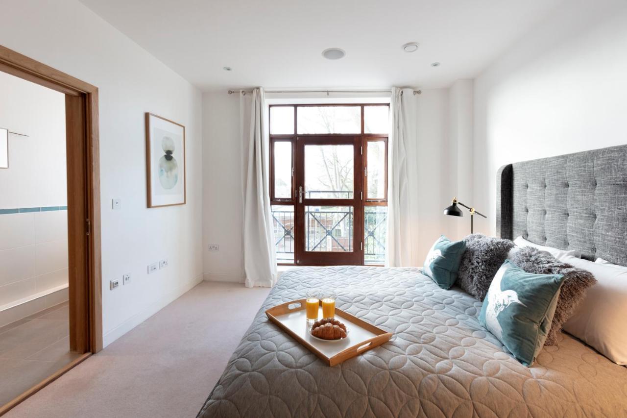 Hampden Apartments - The Charles วินด์เซอร์ ภายนอก รูปภาพ