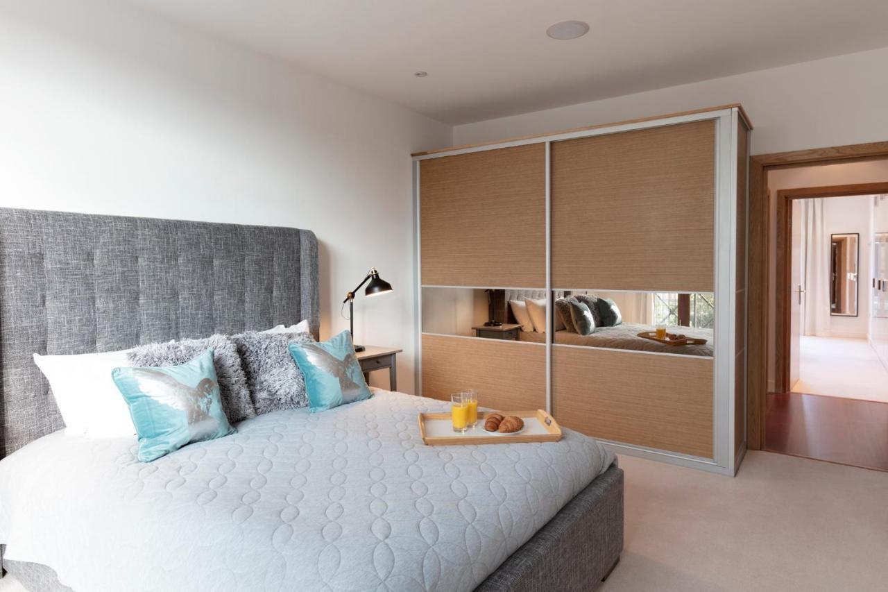 Hampden Apartments - The Charles วินด์เซอร์ ภายนอก รูปภาพ